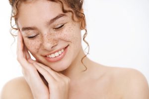 Can Azelaic Acid Be Used Together with Retinoids?